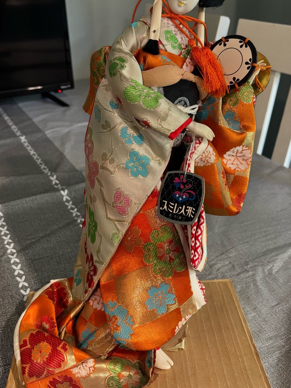 Vintage Japanese Oyama display doll , traditional drum sip brocade kimono